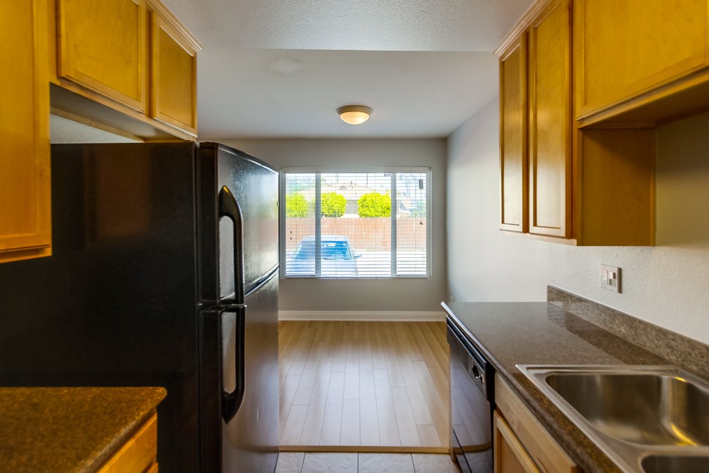 Virtual tour photo 21 of 53 for 3535 Madison Ave #109