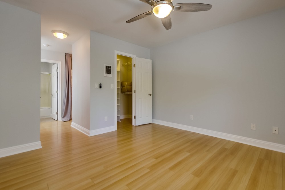Virtual tour photo 31 of 53 for 3535 Madison Ave #109