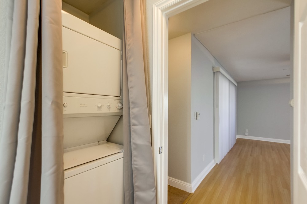 Virtual tour photo 39 of 53 for 3535 Madison Ave #109