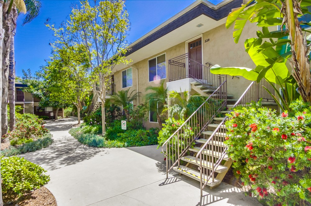 Virtual tour photo 42 of 53 for 3535 Madison Ave #109