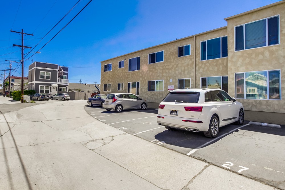 Virtual tour photo 54 of 53 for 3535 Madison Ave #109