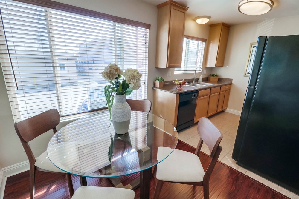 Virtual tour photo 19 of 42 for 3535 Madison Ave UNIT 113