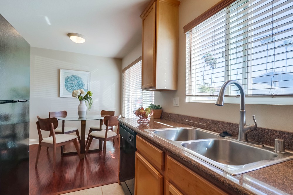 Virtual tour photo 23 of 42 for 3535 Madison Ave UNIT 113