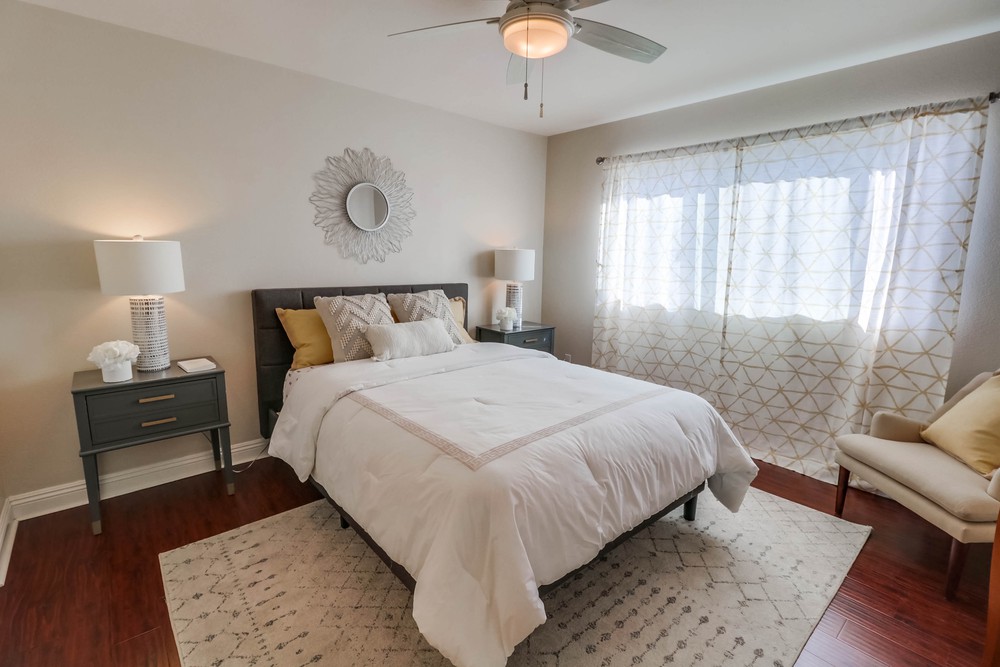 Virtual tour photo 27 of 42 for 3535 Madison Ave UNIT 113