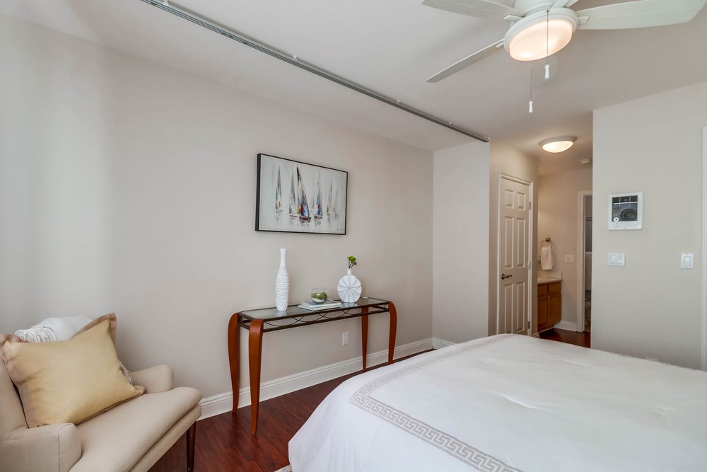 Virtual tour photo 28 of 42 for 3535 Madison Ave UNIT 113