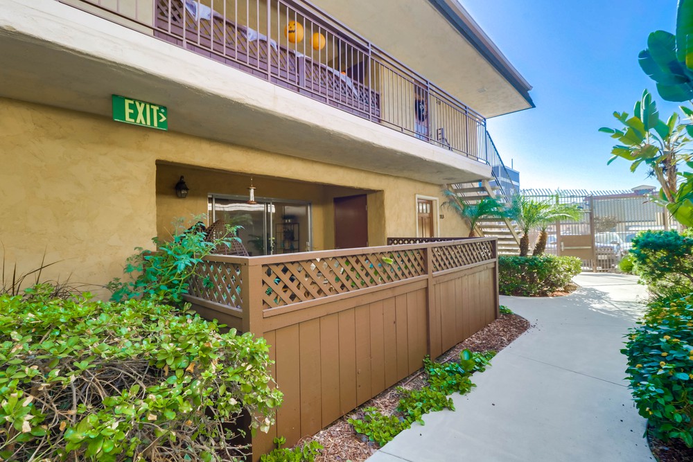 Virtual tour photo 39 of 42 for 3535 Madison Ave UNIT 113