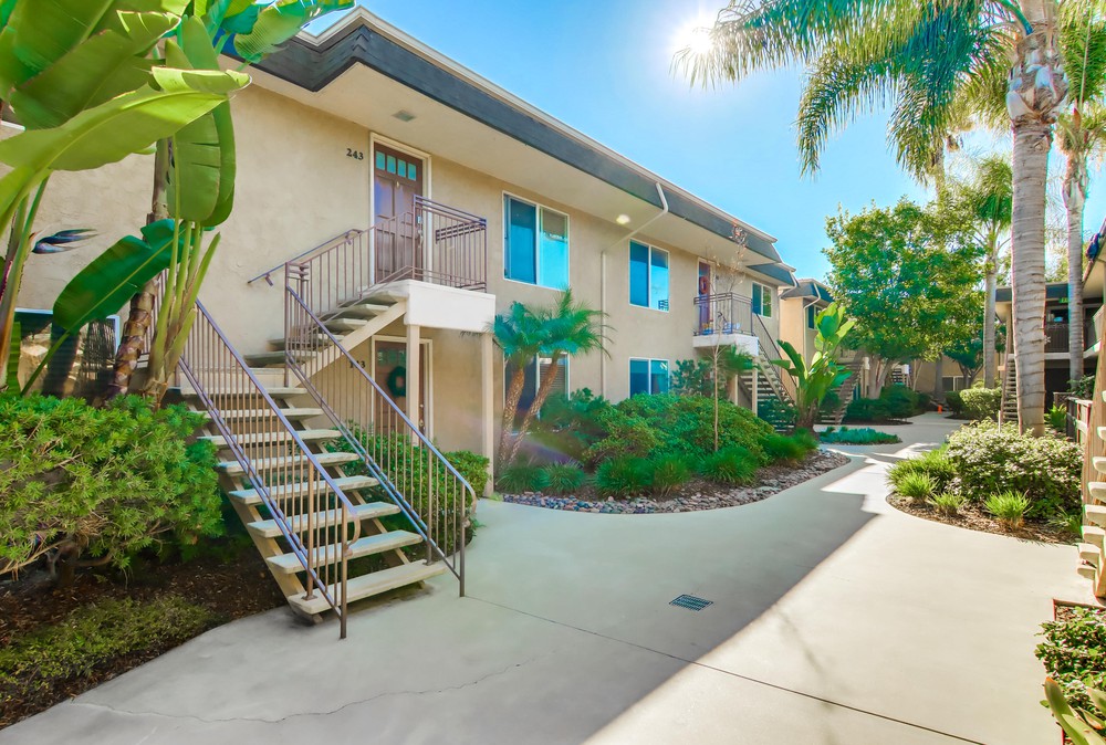 Virtual tour photo 9 of 41 for 3535 Madison Ave UNIT 123