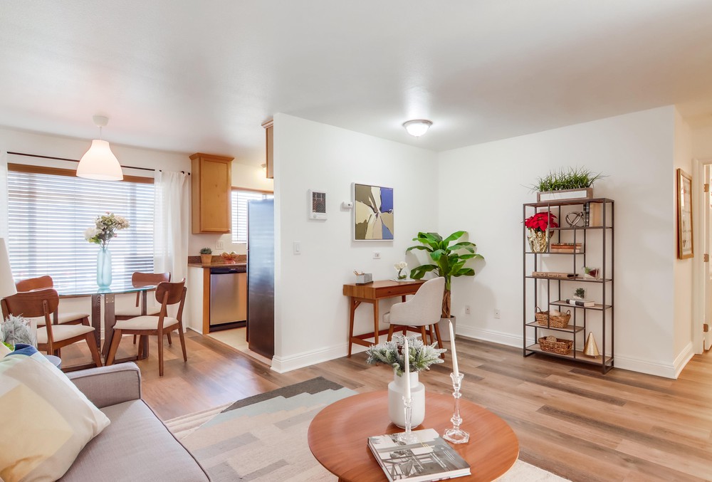 Virtual tour photo 16 of 41 for 3535 Madison Ave UNIT 123
