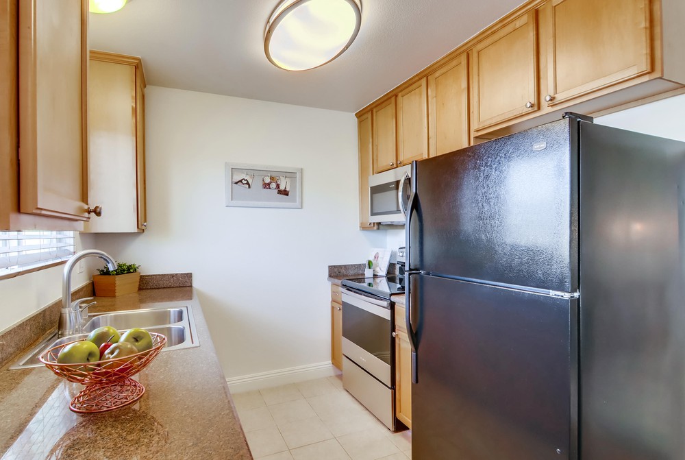 Virtual tour photo 25 of 41 for 3535 Madison Ave UNIT 123