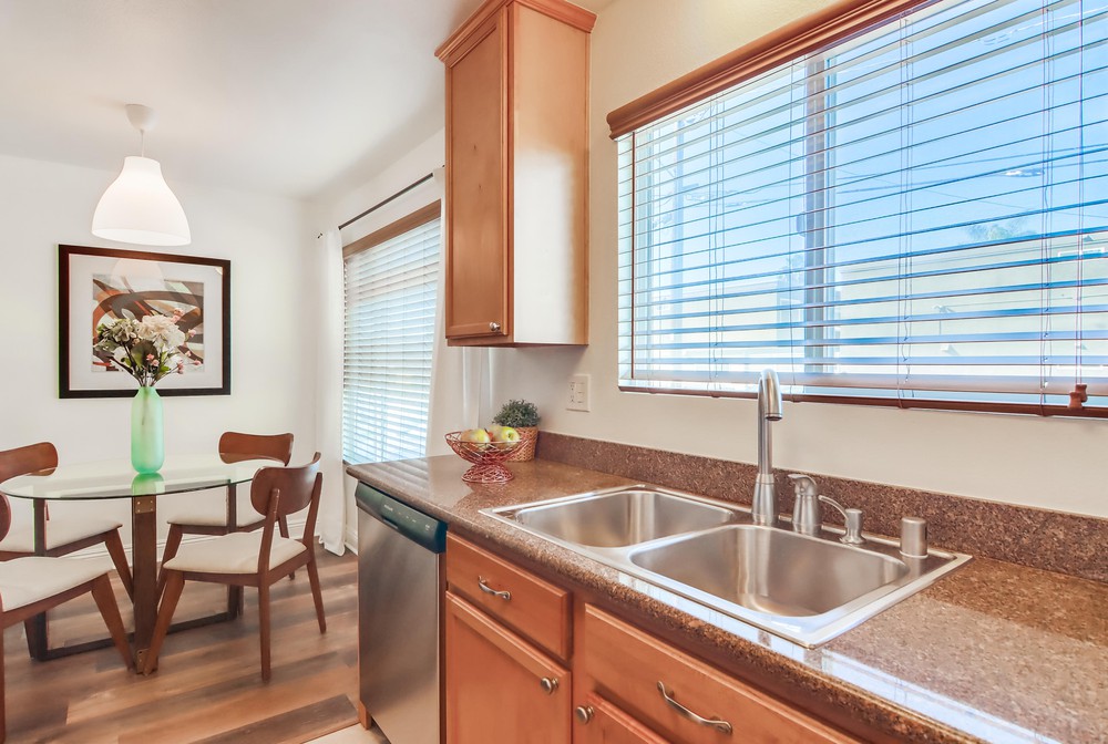 Virtual tour photo 27 of 41 for 3535 Madison Ave UNIT 123