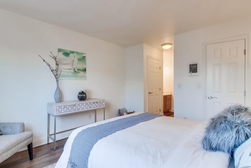 Virtual tour photo 31 of 41 for 3535 Madison Ave UNIT 123