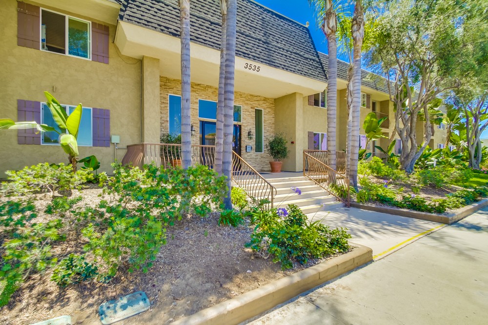 Virtual tour photo 3 of 35 for 3535 Madison Avenue #232
