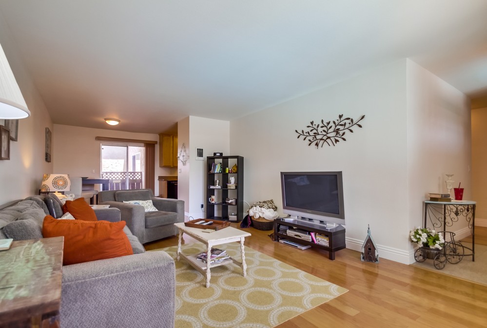 Virtual tour photo 9 of 35 for 3535 Madison Avenue #232
