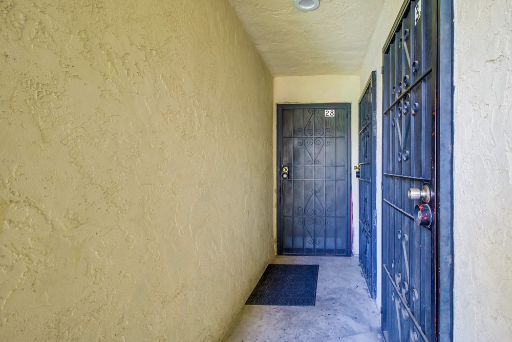 Virtual tour photo 5 of 24 for 3535 Monroe Ave #28