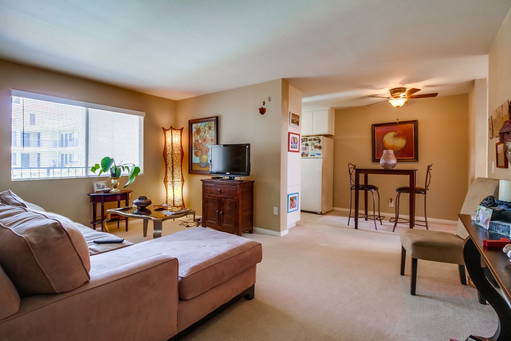Virtual tour photo 13 of 24 for 3535 Monroe Ave #28