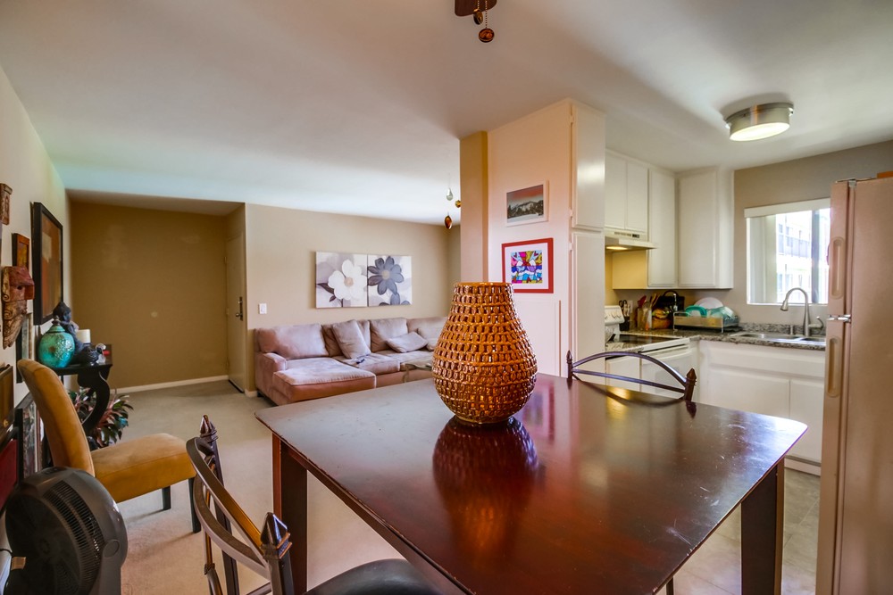 Virtual tour photo 17 of 24 for 3535 Monroe Ave #28