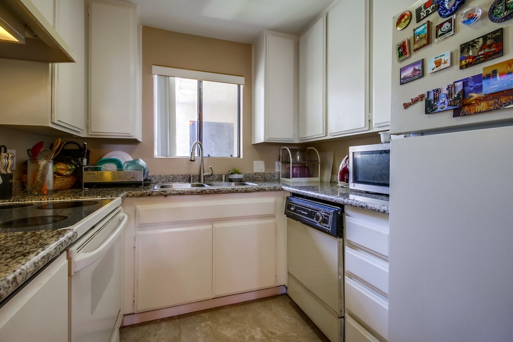 Virtual tour photo 20 of 24 for 3535 Monroe Ave #28