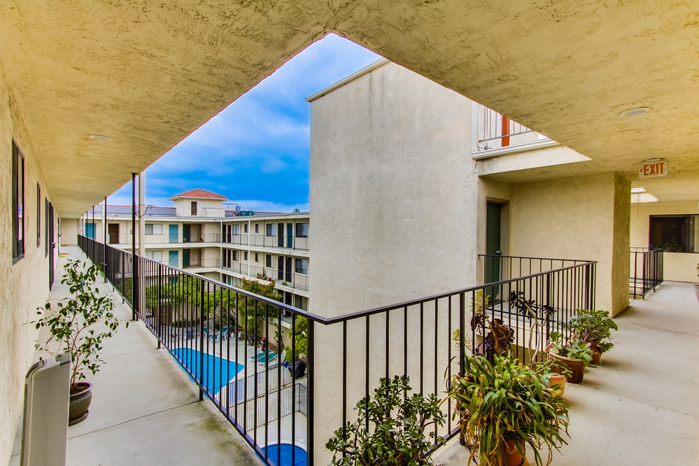 Virtual tour photo 13 of 23 for 3535 Monroe Avenue #46