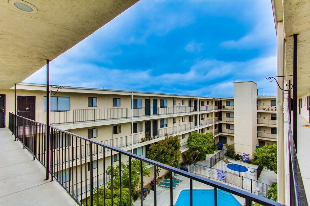 Virtual tour photo 14 of 23 for 3535 Monroe Avenue #46