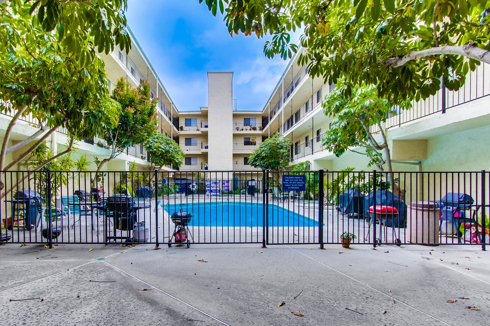 Virtual tour photo 16 of 23 for 3535 Monroe Avenue #46