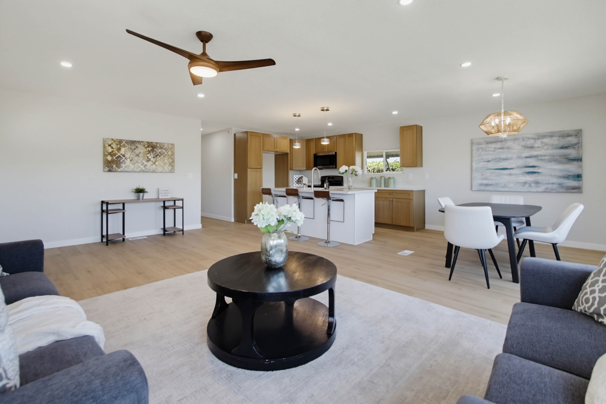 Virtual tour photo 9 of 40 for 3535 W Linda Vista Dr Spc 67