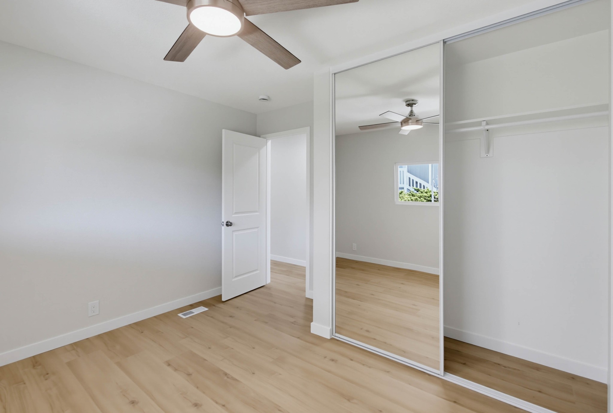 Virtual tour photo 21 of 40 for 3535 W Linda Vista Dr Spc 67