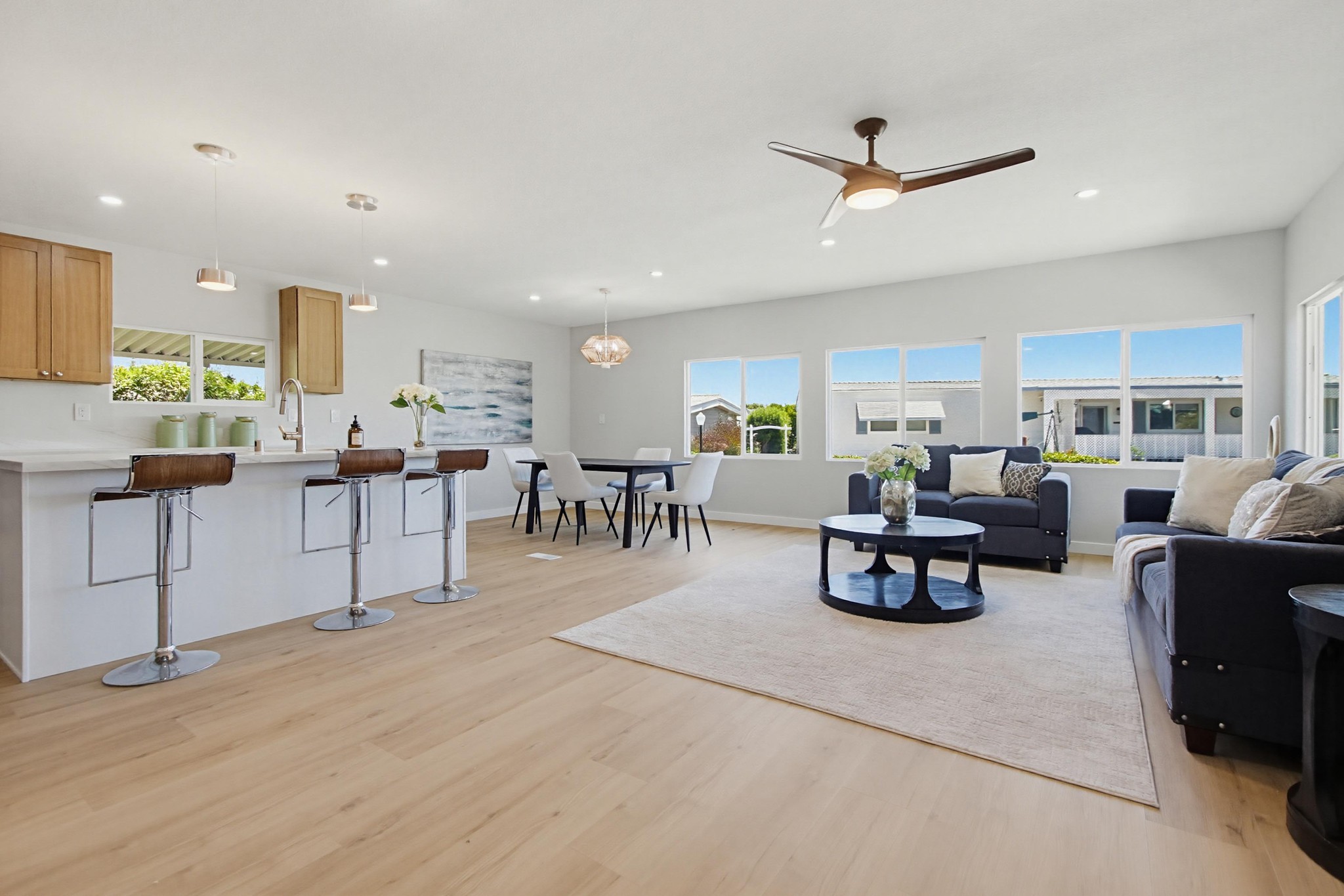 Virtual tour photo 7 of 40 for 3535 W Linda Vista Dr Spc 67