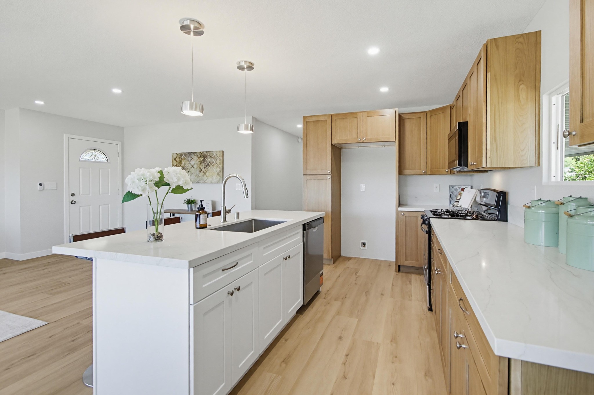 Virtual tour photo 13 of 40 for 3535 W Linda Vista Dr Spc 67