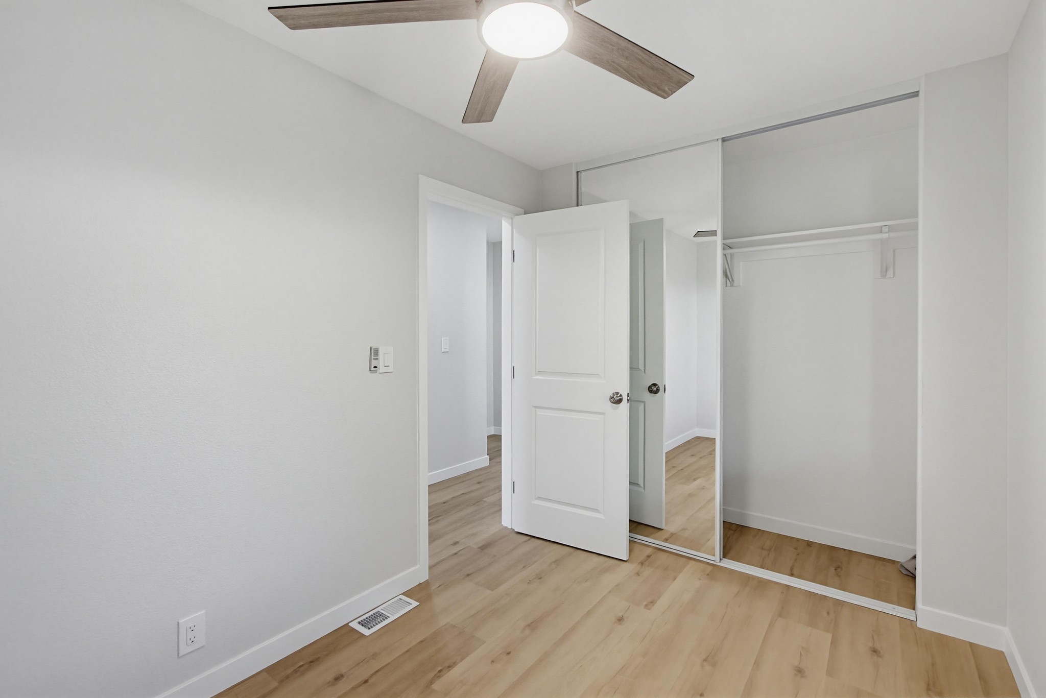 Virtual tour photo 21 of 40 for 3535 W Linda Vista Dr Spc 67