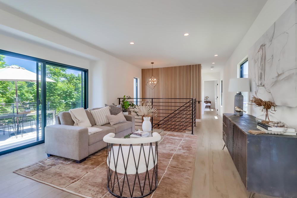 Virtual tour photo 11 of 67 for 3535 Wilshire Terrace