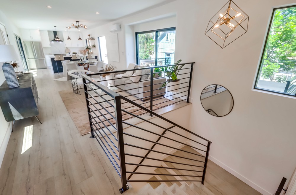 Virtual tour photo 32 of 67 for 3535 Wilshire Terrace