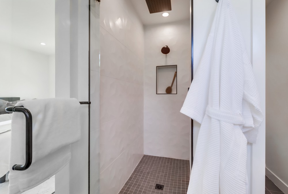 Virtual tour photo 41 of 67 for 3535 Wilshire Terrace