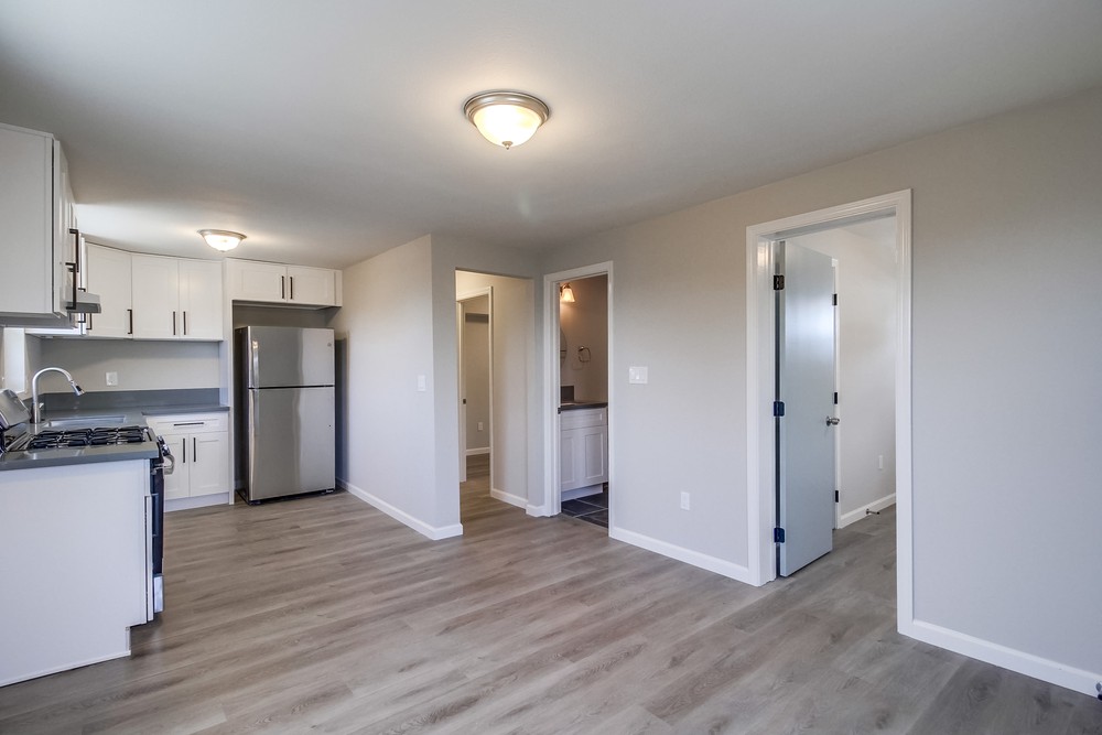 Virtual tour photo 14 of 56 for 3536 47th St