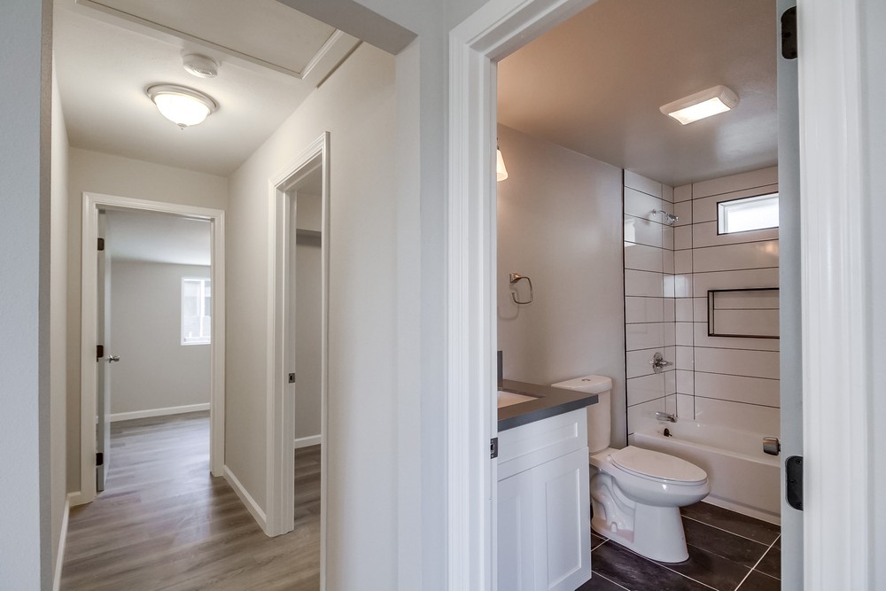 Virtual tour photo 21 of 56 for 3536 47th St