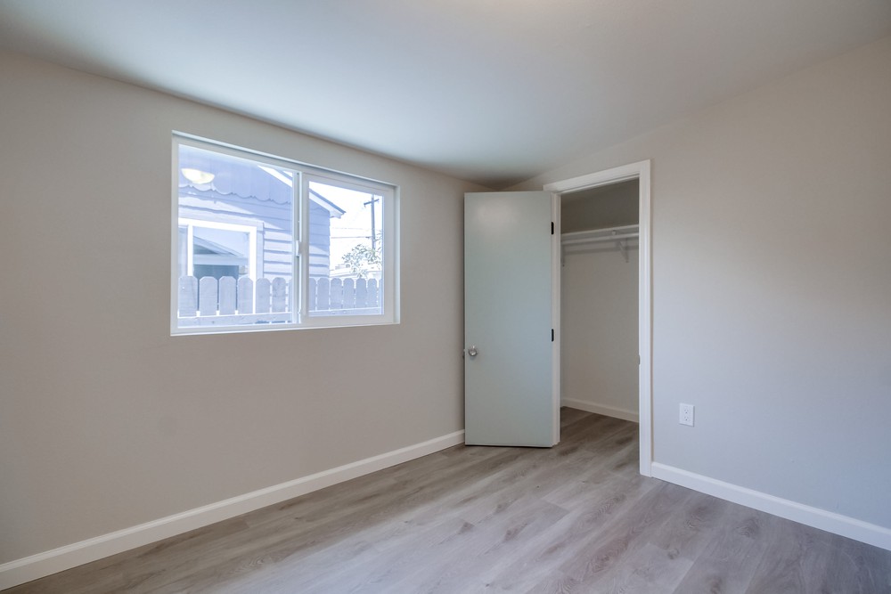 Virtual tour photo 28 of 56 for 3536 47th St
