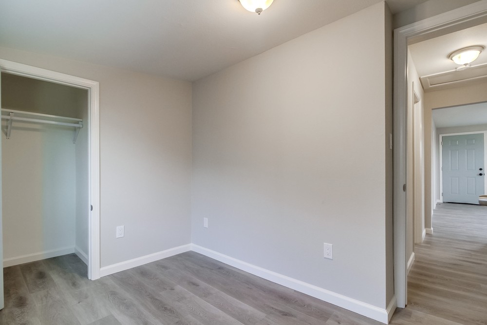 Virtual tour photo 29 of 56 for 3536 47th St