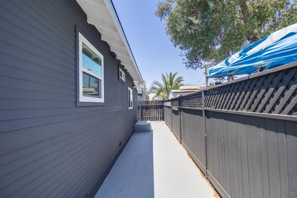 Virtual tour photo 32 of 56 for 3536 47th St