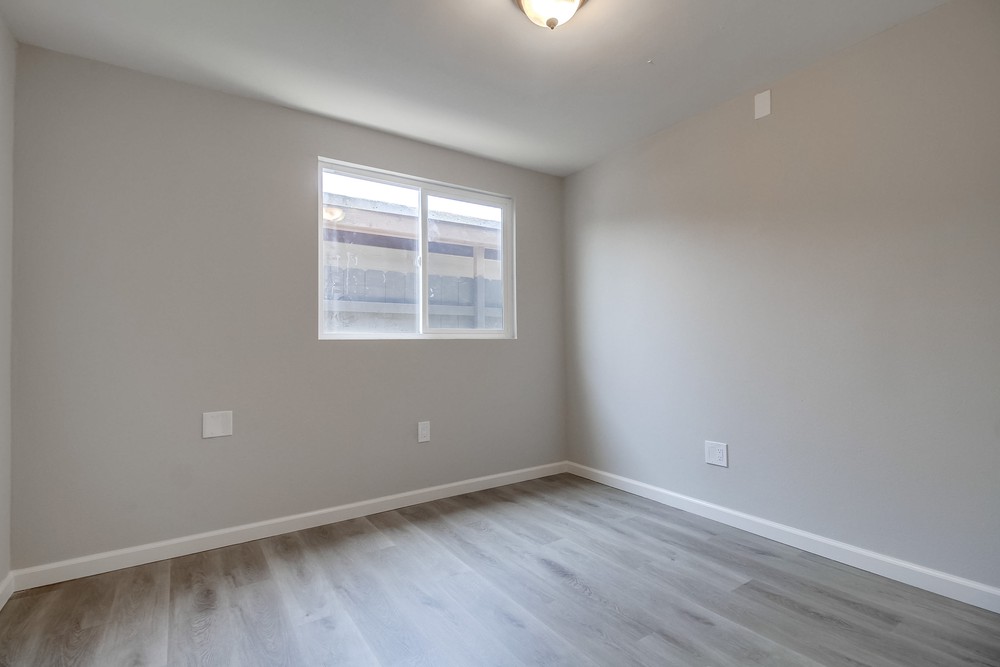 Virtual tour photo 43 of 56 for 3536 47th St