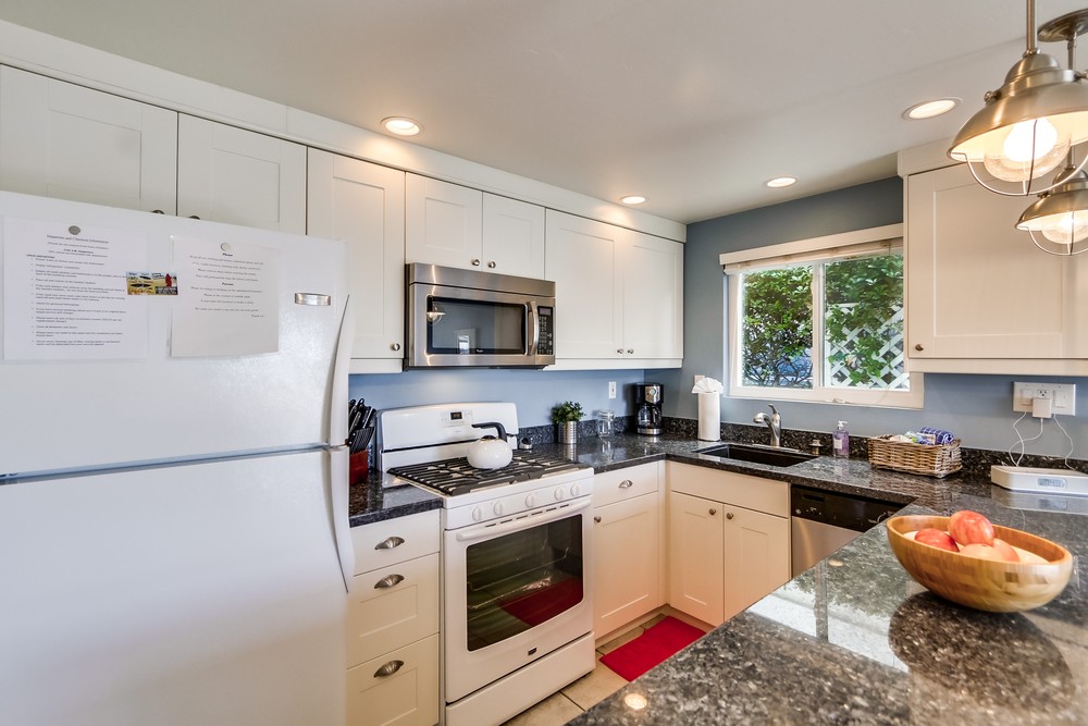 Virtual tour photo 8 of 28 for 3538 Bayside Walk