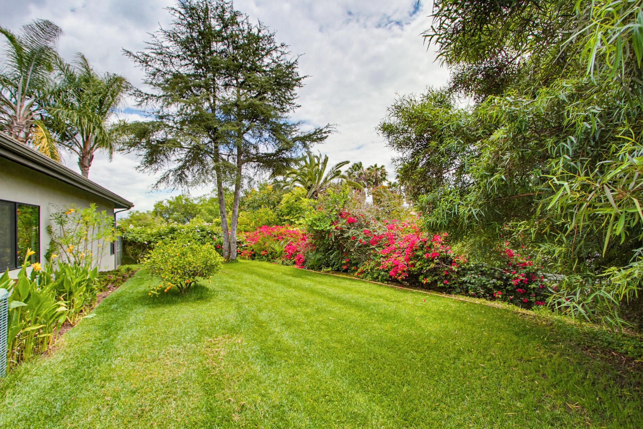 Virtual tour photo 8 of 72 for 3538 Cazador Ln