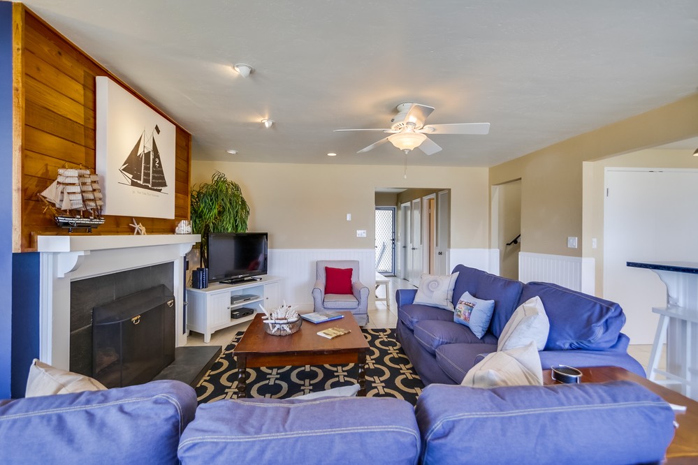 Virtual tour photo 8 of 44 for 3540 Bayside Walk
