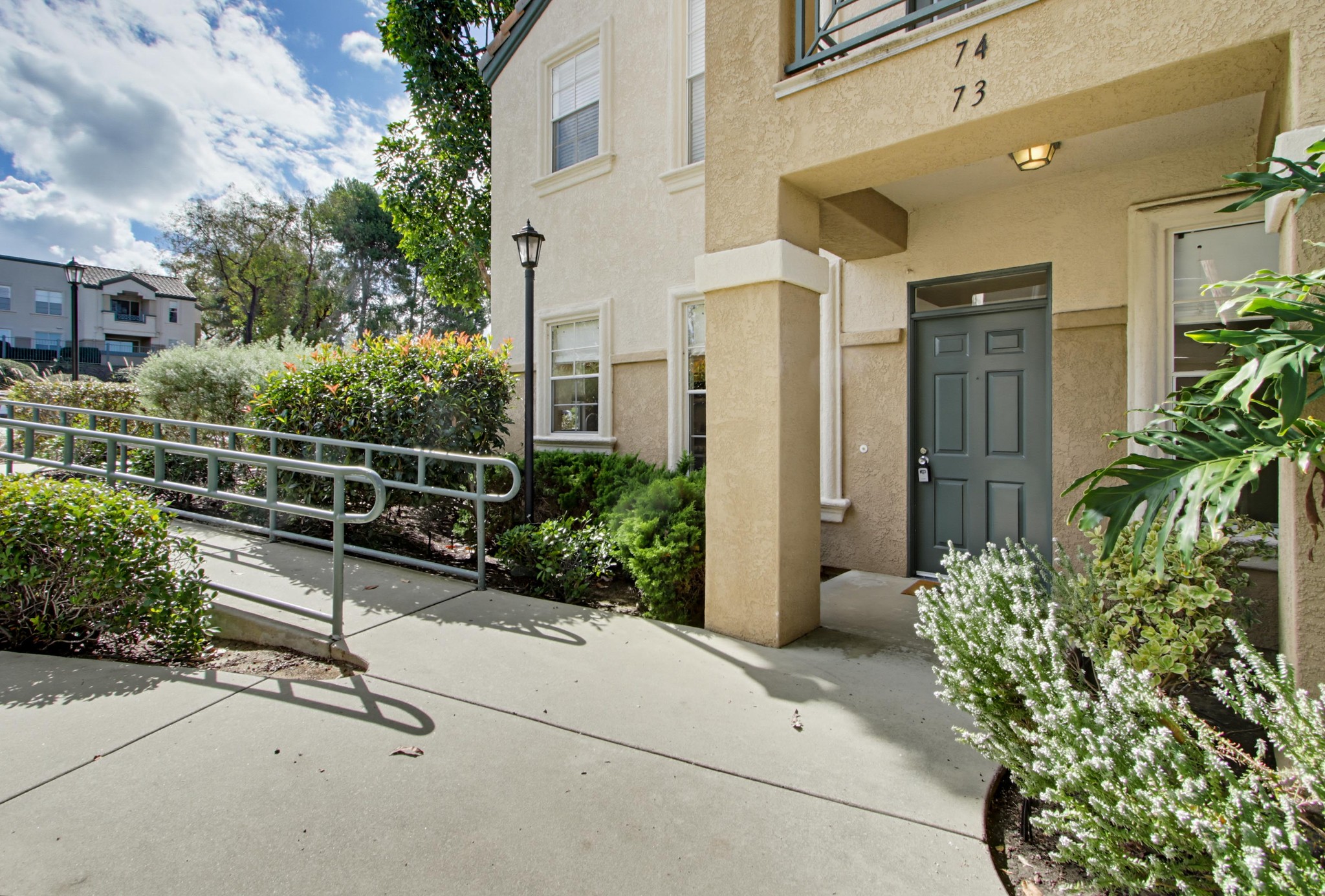 Virtual tour photo 3 of 39 for 3540 Caminito El Rincon Unit 73