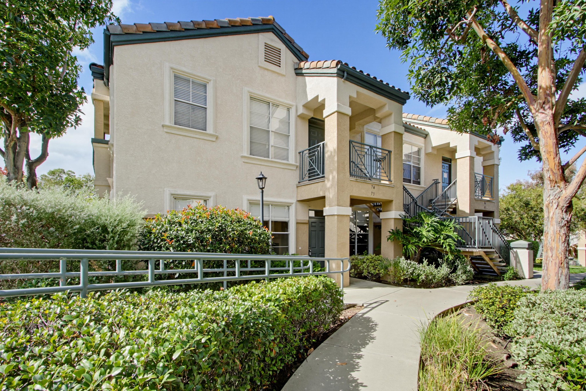 Virtual tour photo 5 of 39 for 3540 Caminito El Rincon Unit 73