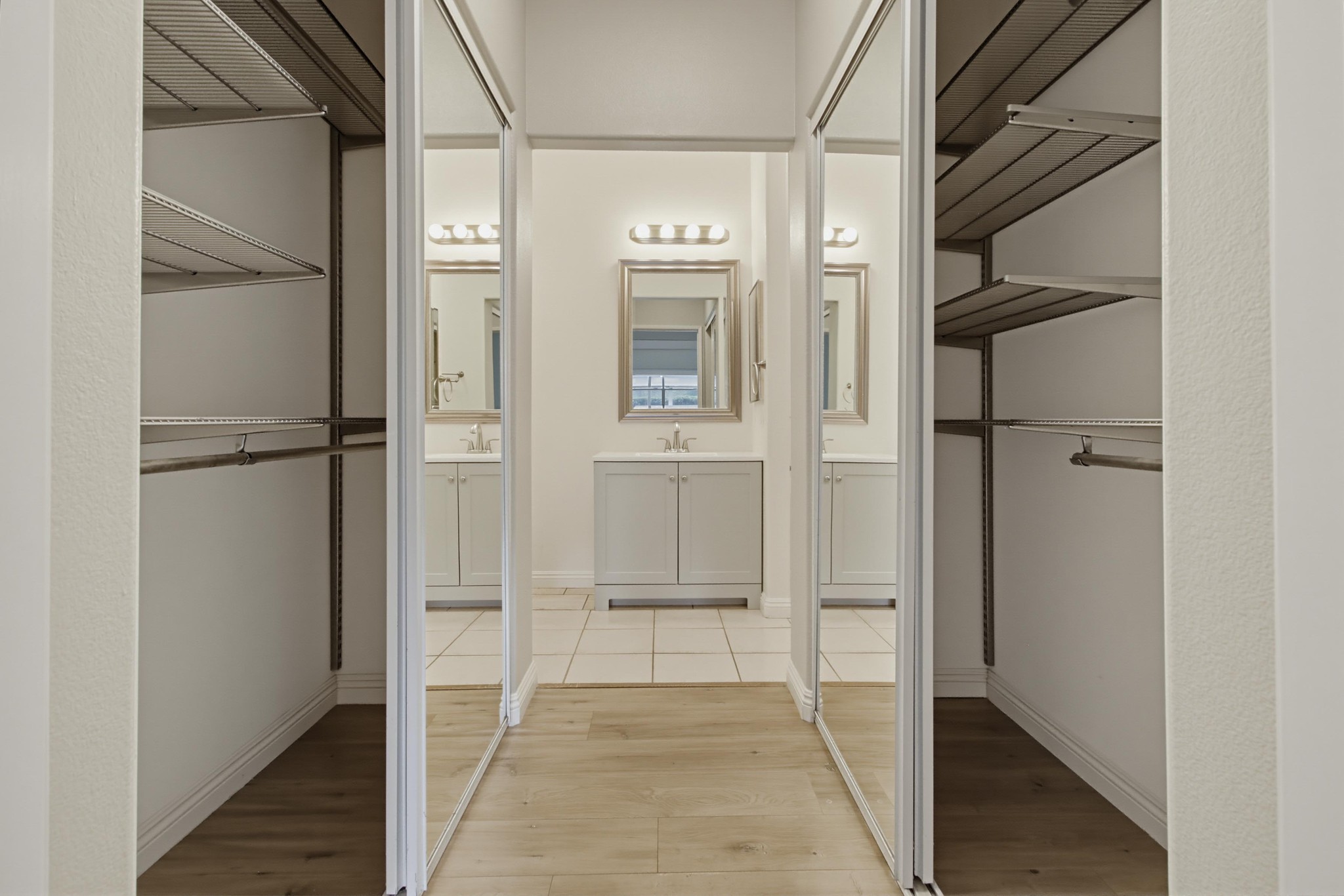 Virtual tour photo 26 of 39 for 3540 Caminito El Rincon Unit 73