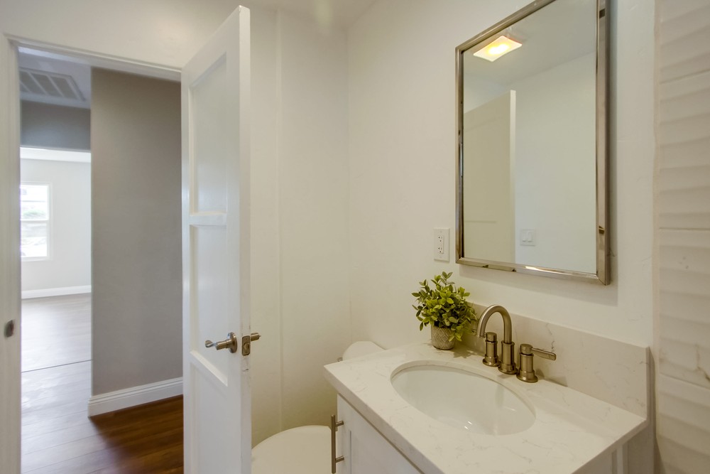 Virtual tour photo 31 of 57 for 3540 Talbot St