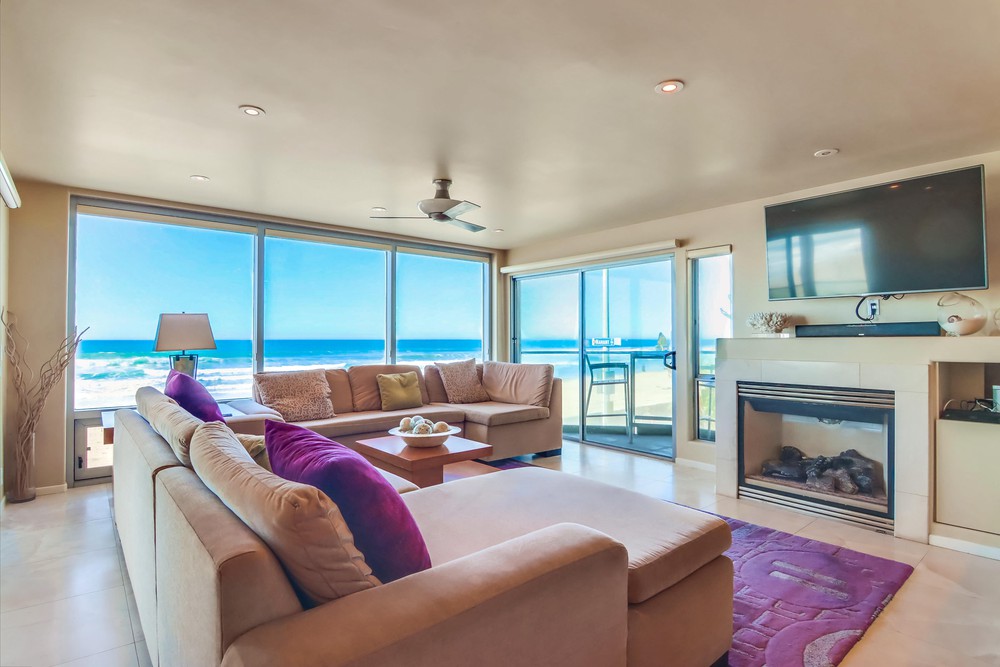 Virtual tour photo 9 of 57 for 3543 Ocean Front Walk