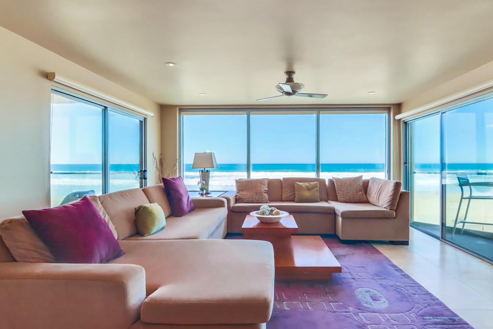 Virtual tour photo 10 of 57 for 3543 Ocean Front Walk