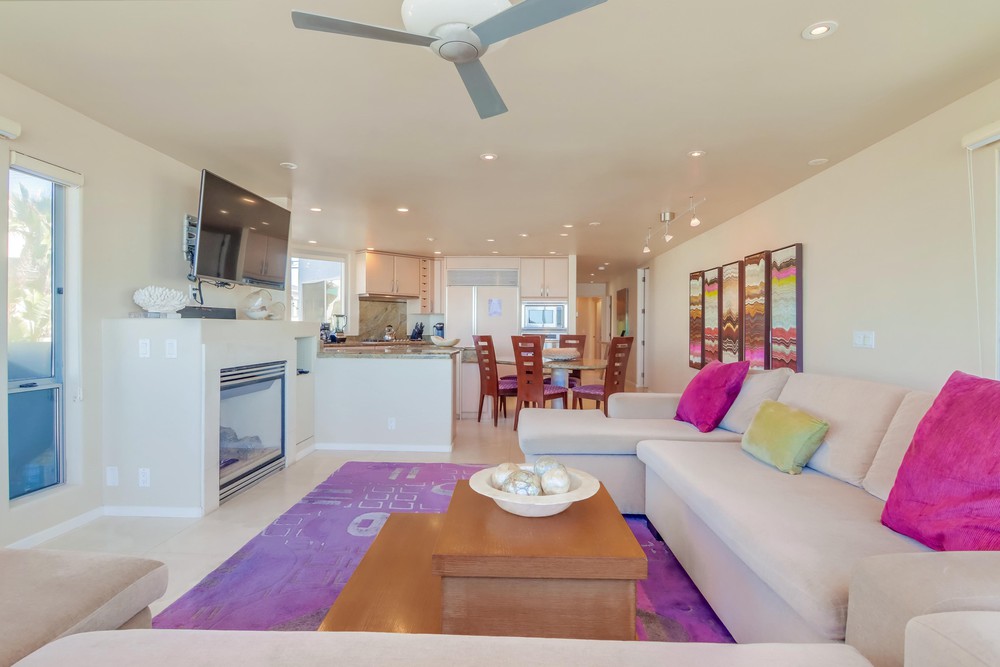 Virtual tour photo 14 of 57 for 3543 Ocean Front Walk