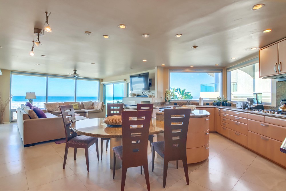 Virtual tour photo 20 of 57 for 3543 Ocean Front Walk