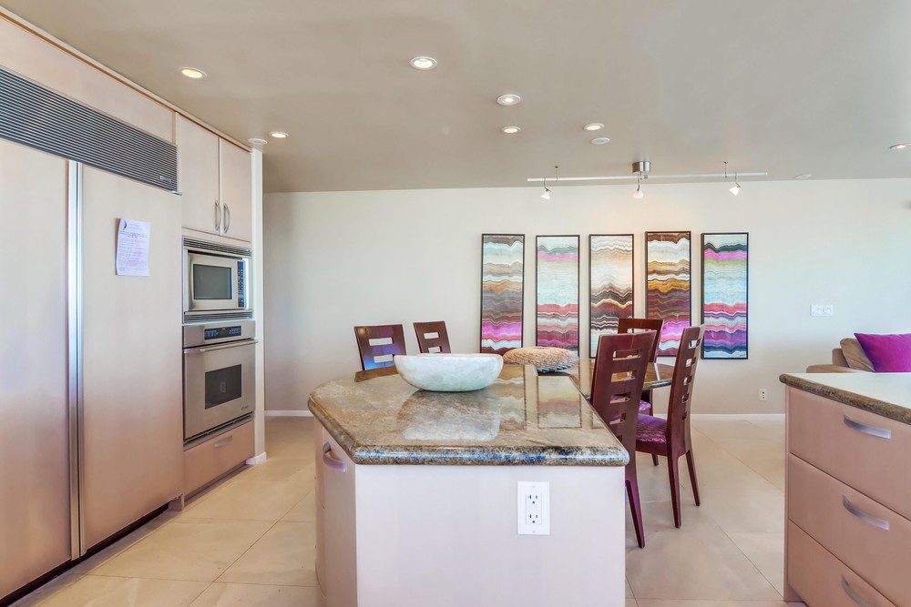 Virtual tour photo 24 of 57 for 3543 Ocean Front Walk